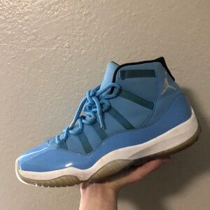 Rare Pantone Jordan 11 High
